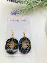 Cargar imagen en el visor de la galería, Stone Eyes