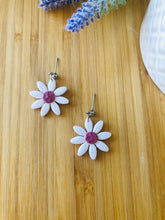 Cargar imagen en el visor de la galería, Purple Daisy