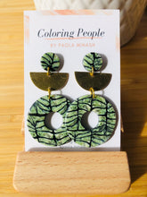 Cargar imagen en el visor de la galería, Green spider rings