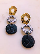 Cargar imagen en el visor de la galería, Black Dots