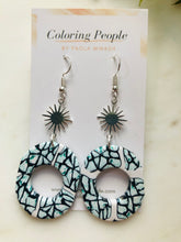 Cargar imagen en el visor de la galería, Crystal Rings