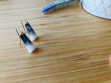 Cargar imagen en el visor de la galería, BW Temples