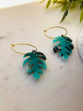 Cargar imagen en el visor de la galería, Turquoise Palms
